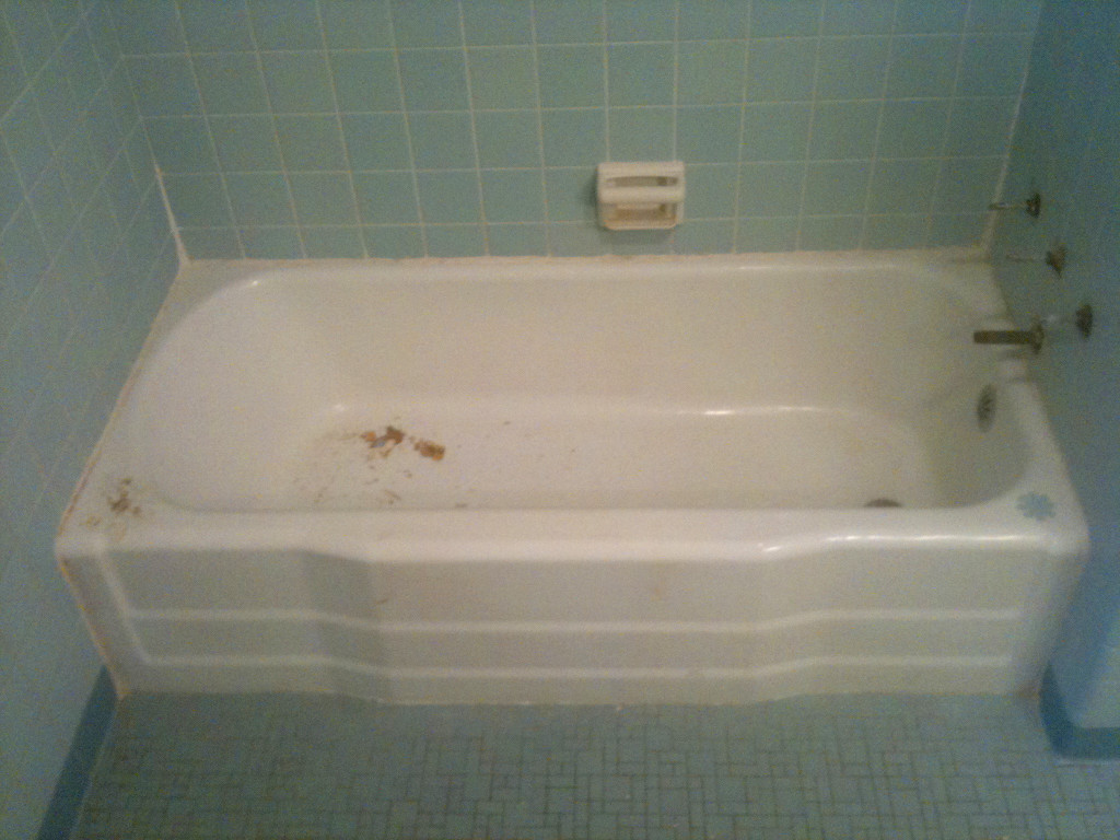 Bathtub-Before
